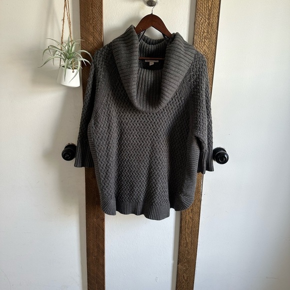 Dress Barn Plus Women’s Gray Cowl Neck Acrylic Knit Sweater Pullover Size 1X - Picture 3 of 11